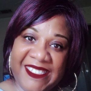 Meet your Posher, Connie